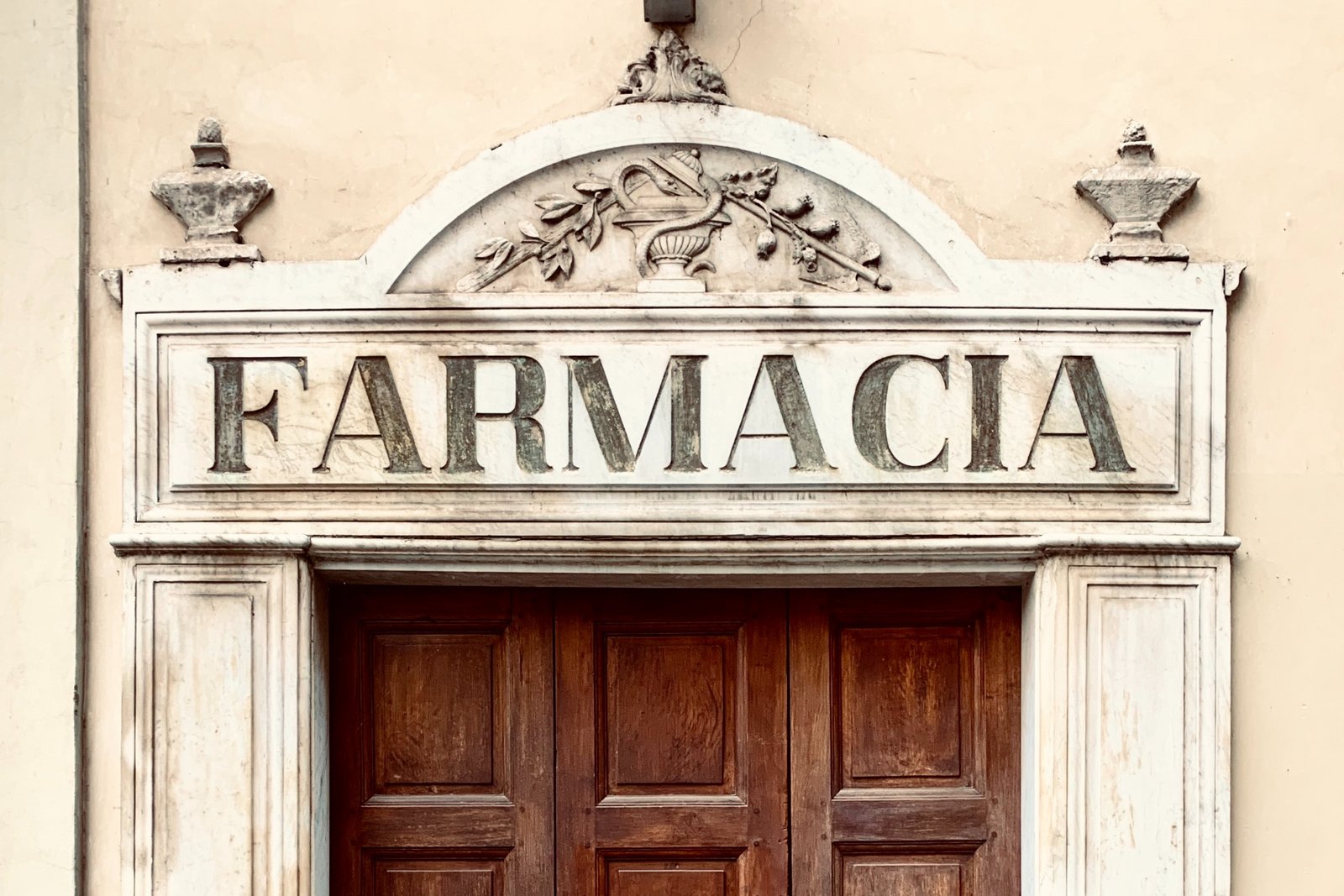 Immagine simbolica Farmacia italiana